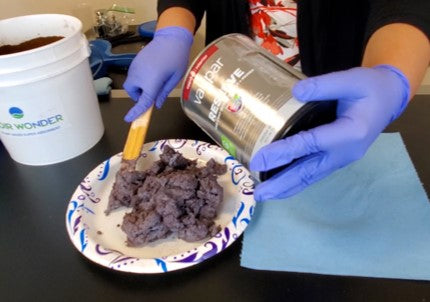 oil absorbent as paint hardener